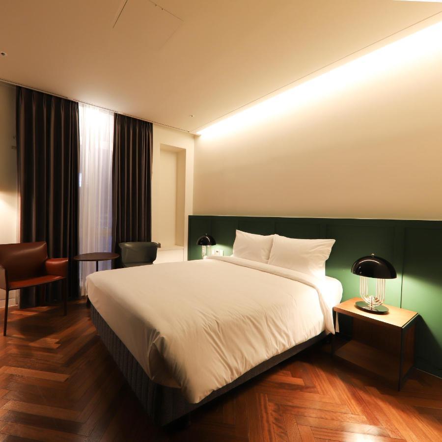 Le Hotel