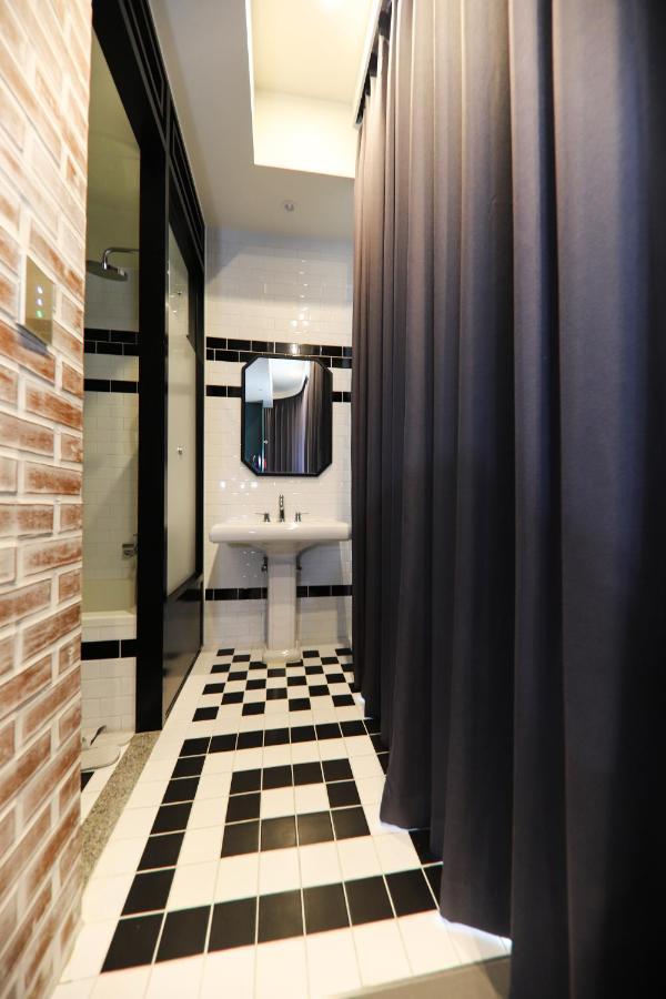Le Hotel